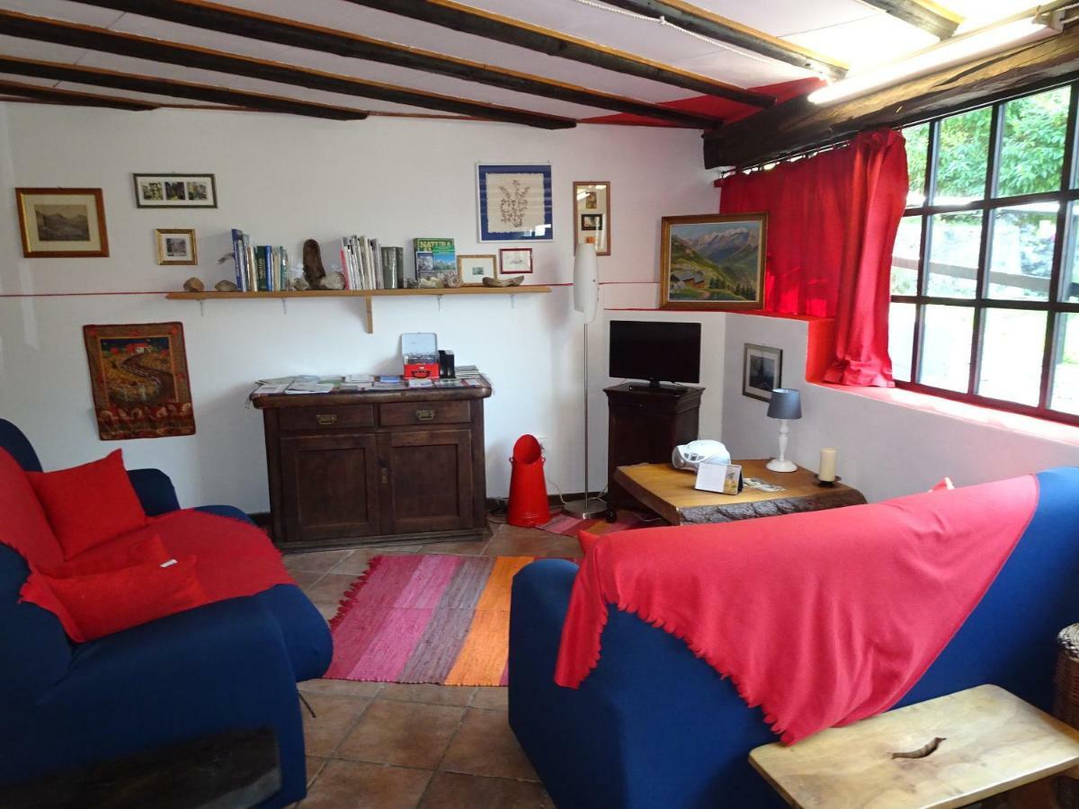 Casa Zizi Villa Crodo Kültér fotó